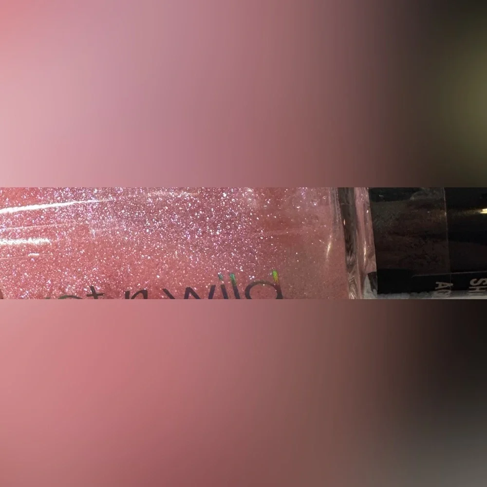 wet n wild Glitter Bomb illuminator Shimmering Pink